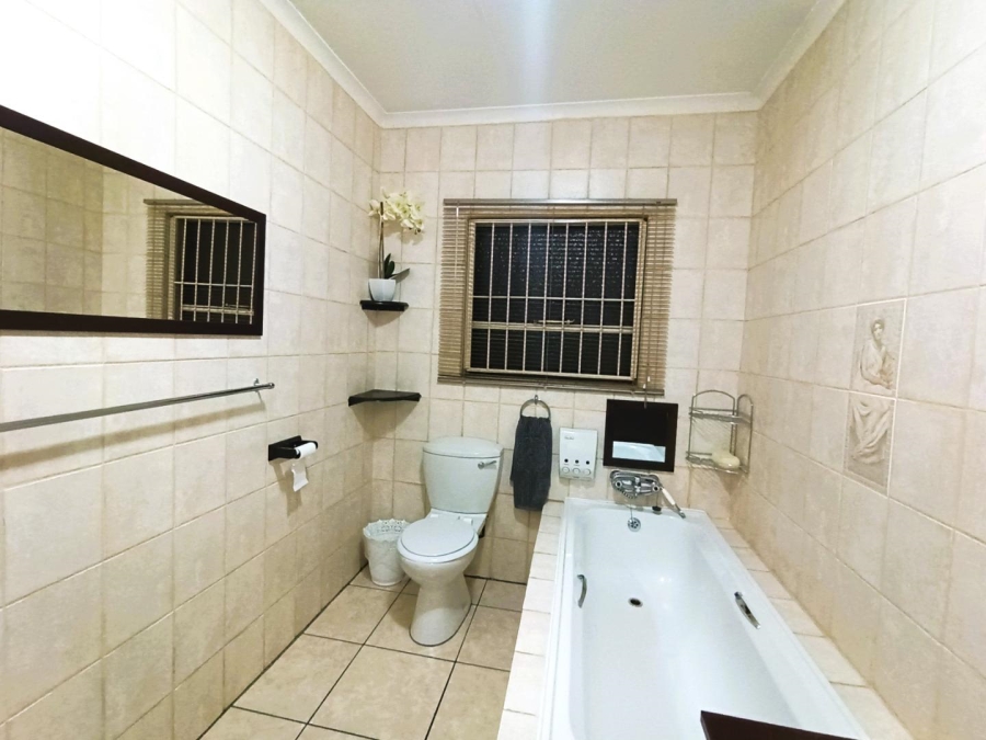 3 Bedroom Property for Sale in Uitsig Free State